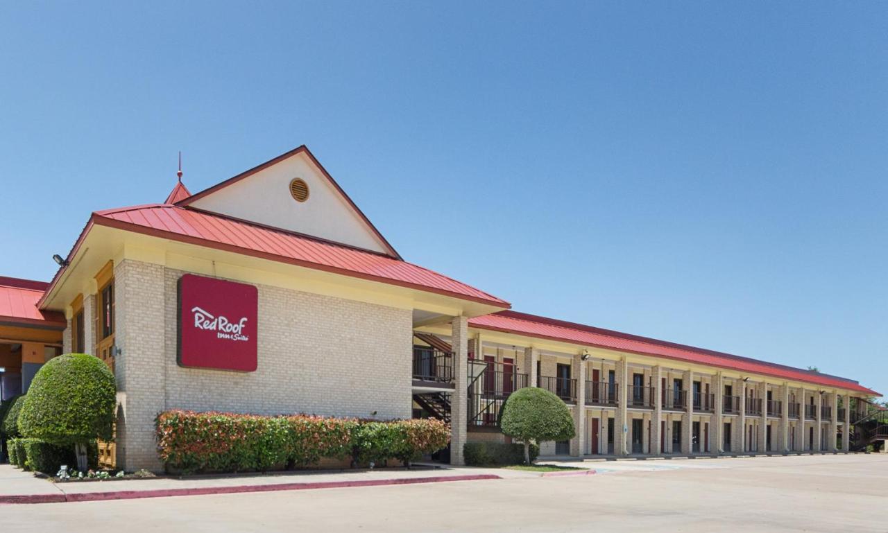 Hotel Red Roof Plus+ Dallas -