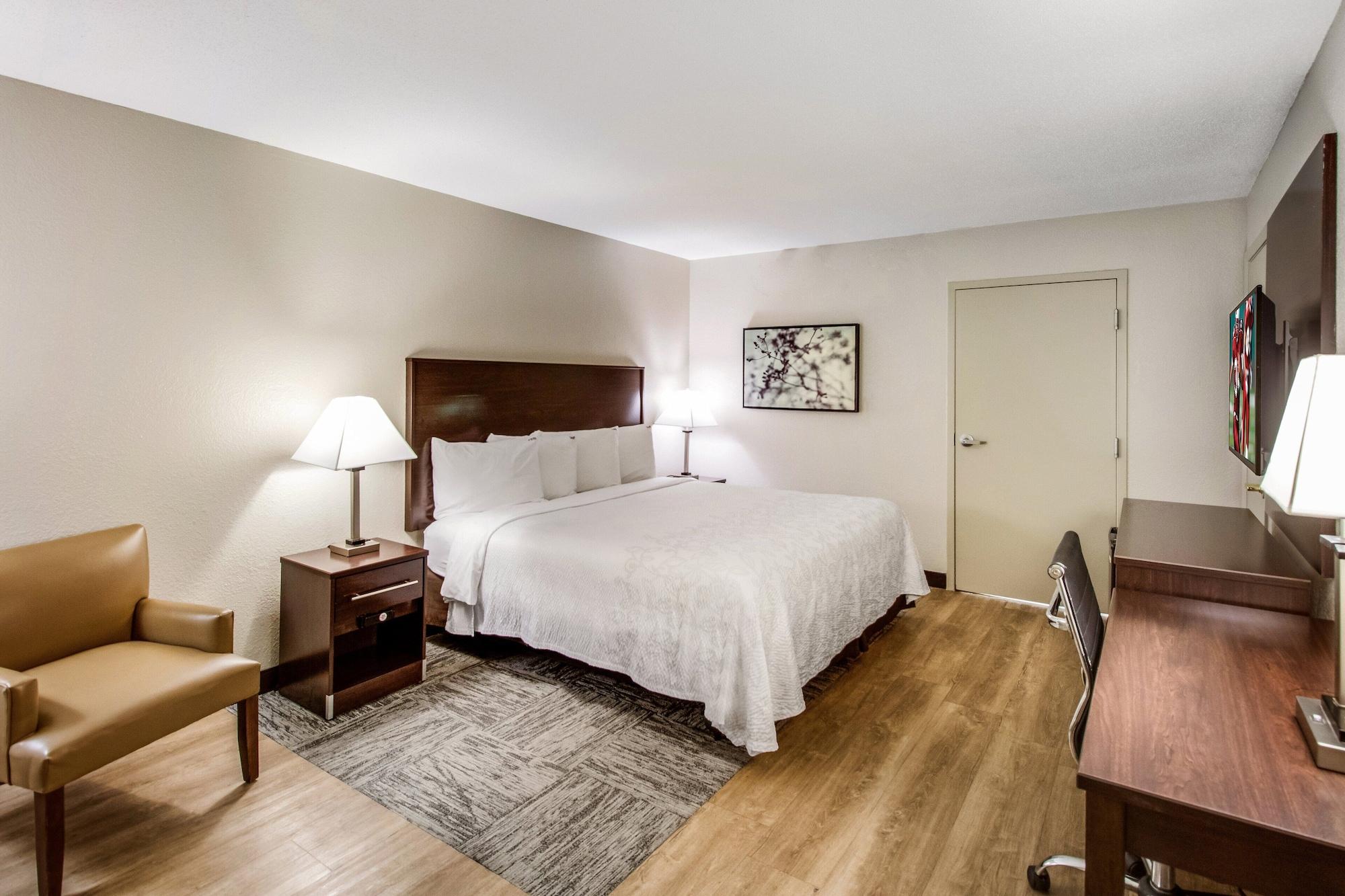 Red Roof Plus+ Dallas - 3* Addison