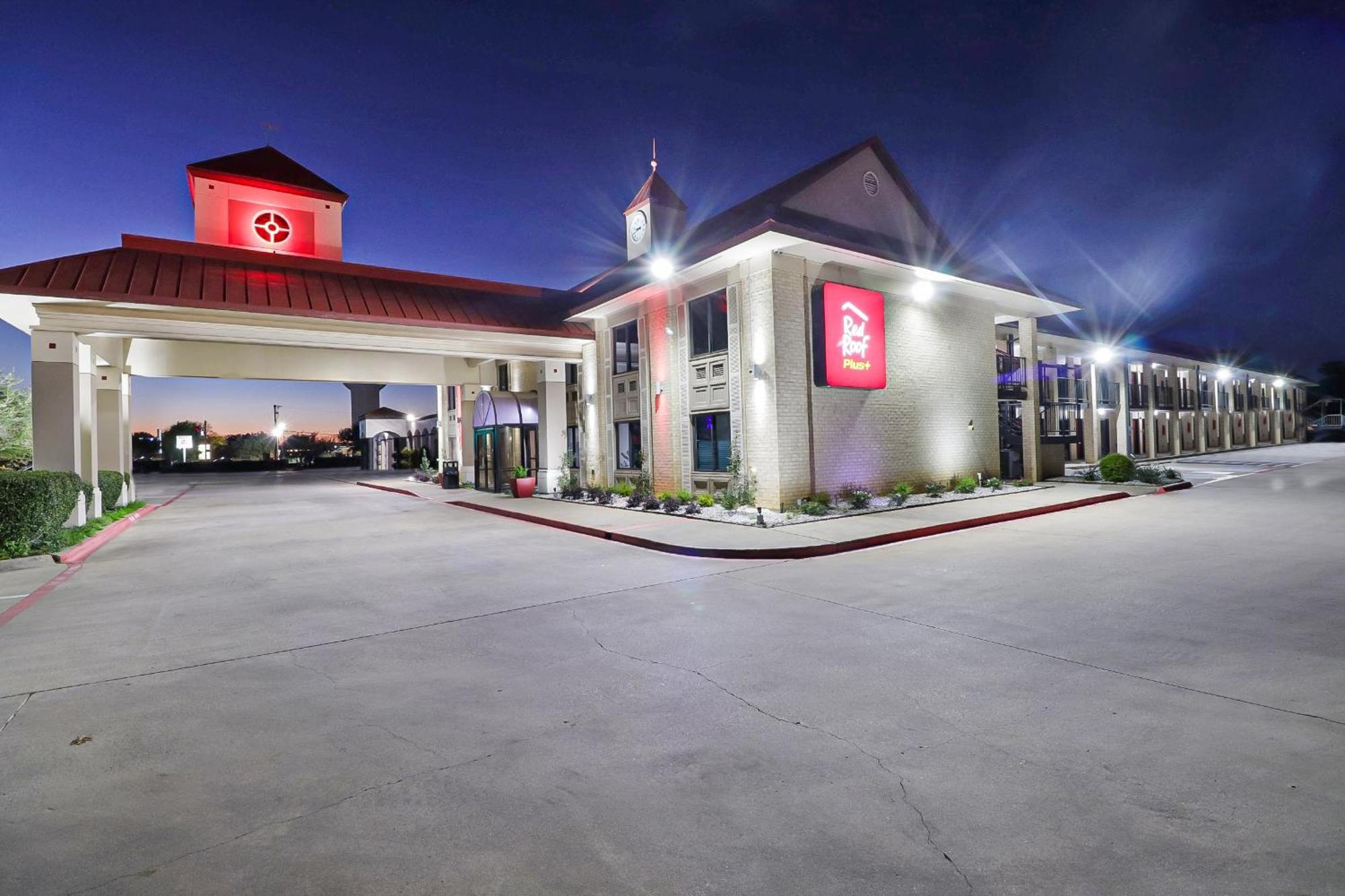 Red Roof Plus+ Dallas - 3* Addison